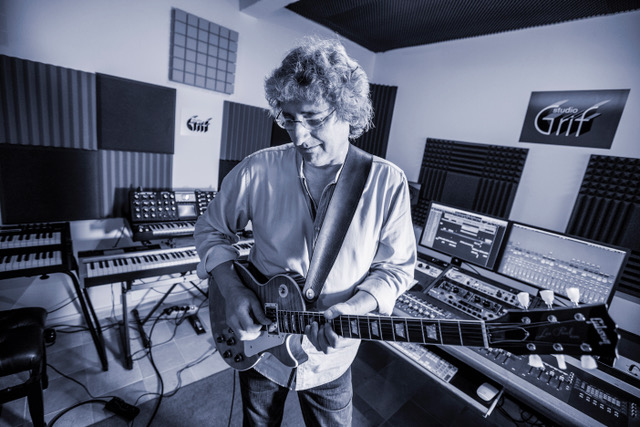 V Griglákovom štúdiu Grif (Foto: Vlado Holina)